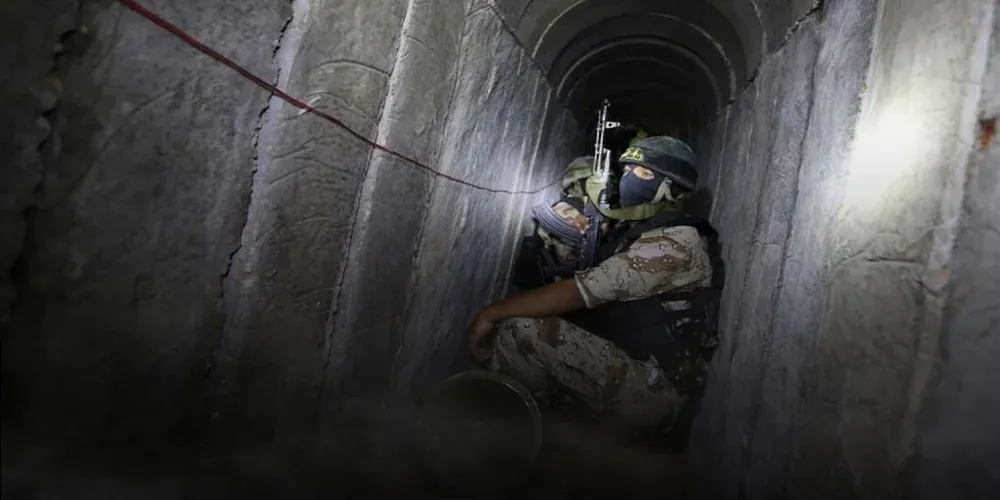 انتليجنس أونلاين: إسرائيل ترسم خرائط لأنفاق غزة بتقنيتي SAR و Lidar