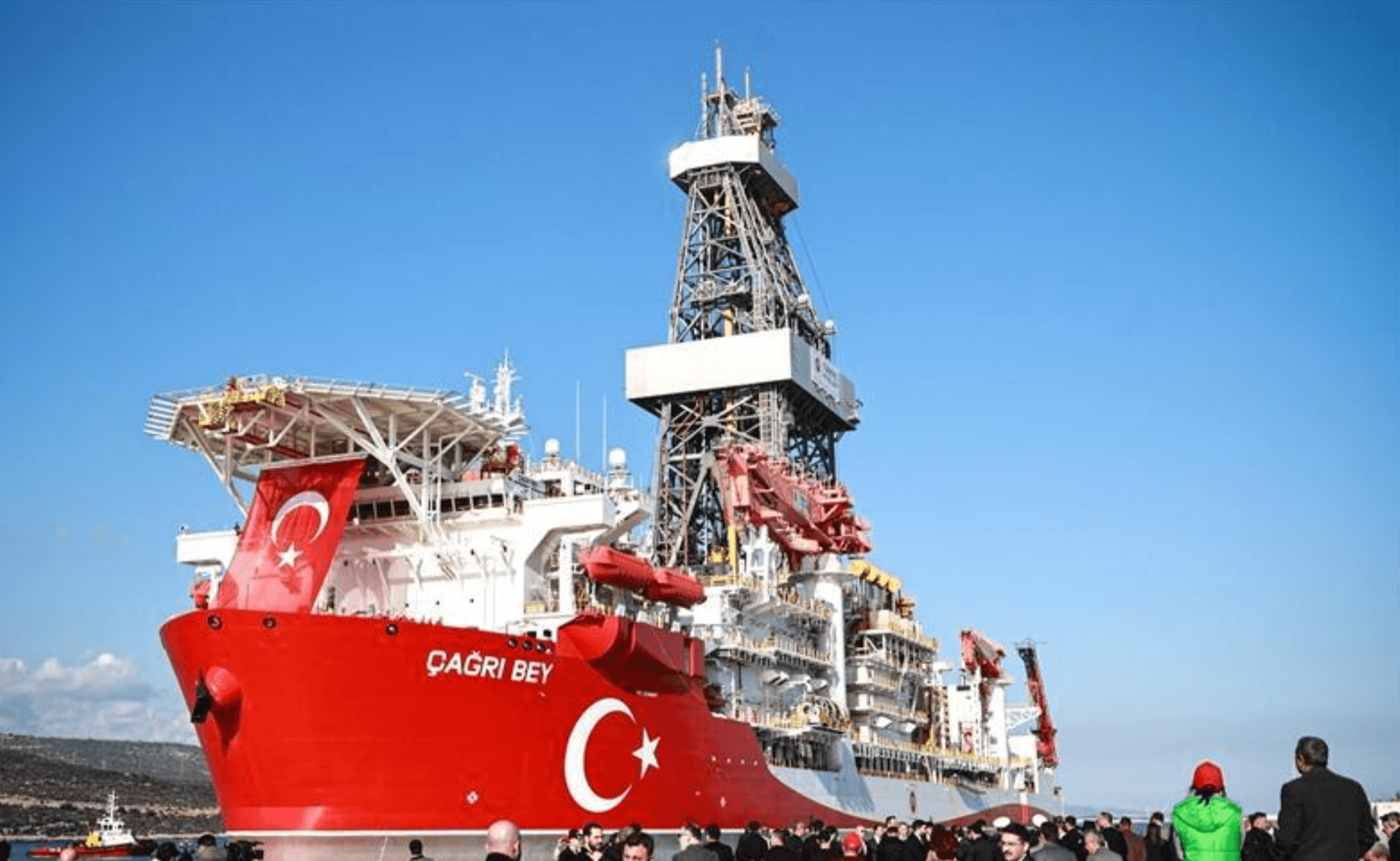 قافلة بحرية تركية تتجه إلى الصومال