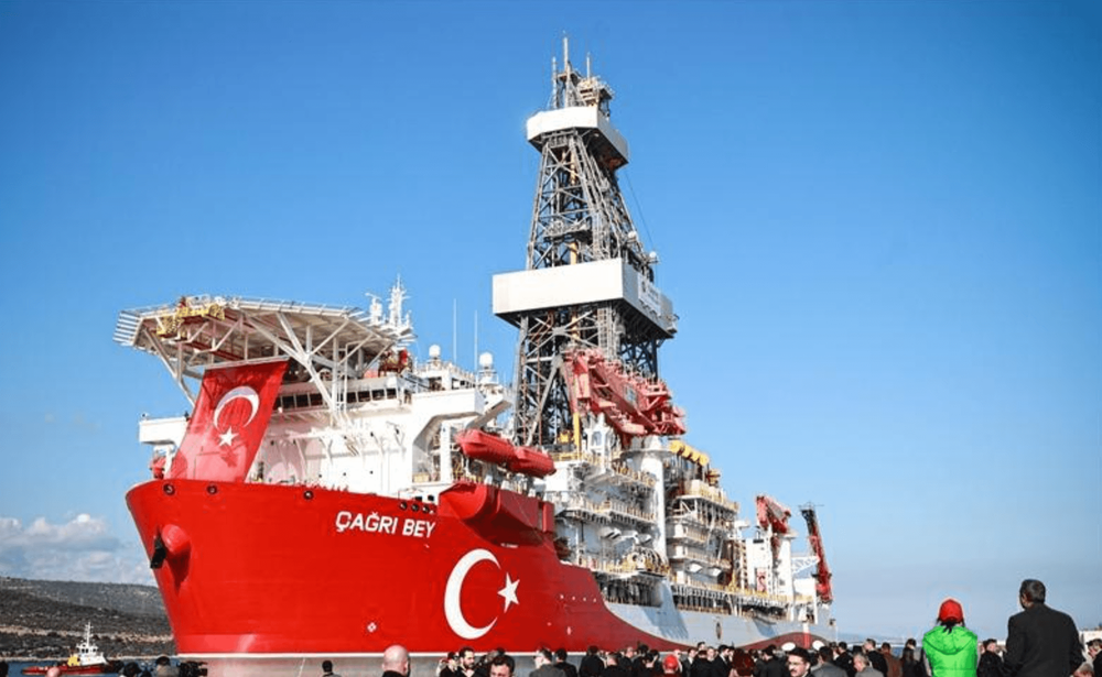 قافلة بحرية تركية تتجه إلى الصومال